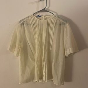 Soft Lowy silk like button up.